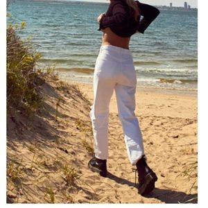 Agolde ‘90s jeans in white out